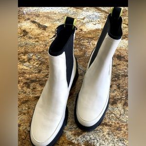 sorel women Chelsea boots